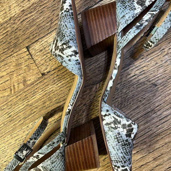 Crown Vintage Shoes - Crown Vintage Snakeskin Heels